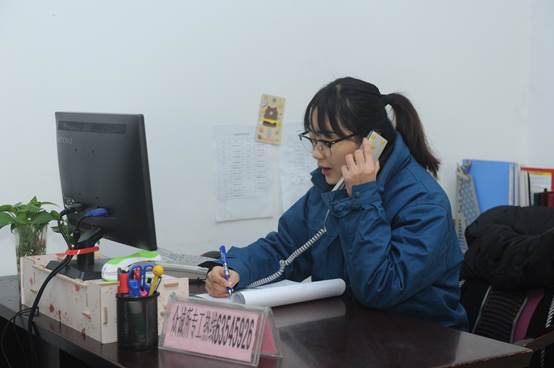 14 “冷暖小管家”接听用户来电.JPG